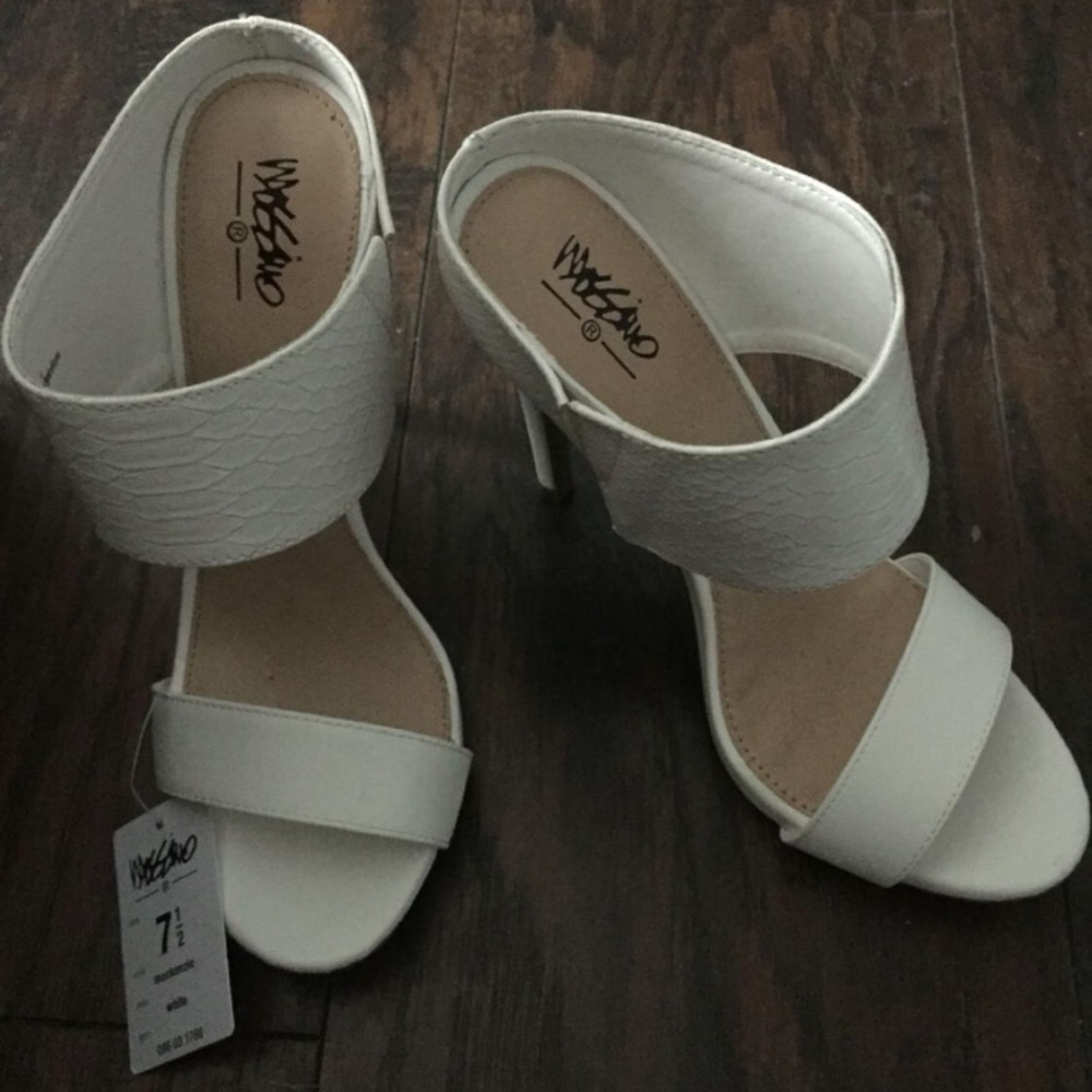 White mule/heels